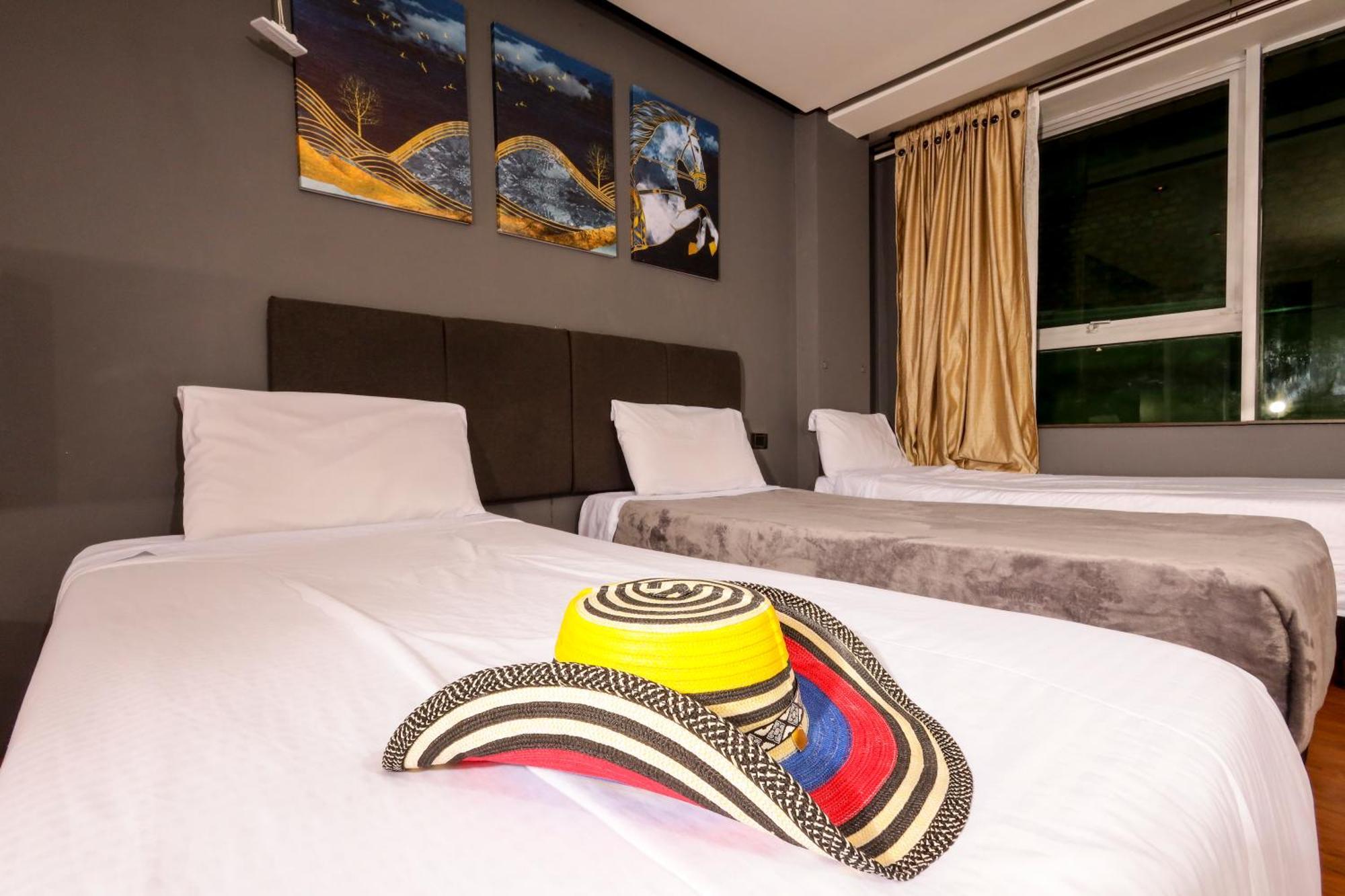 Hotel Htl Bogotá Esterno foto